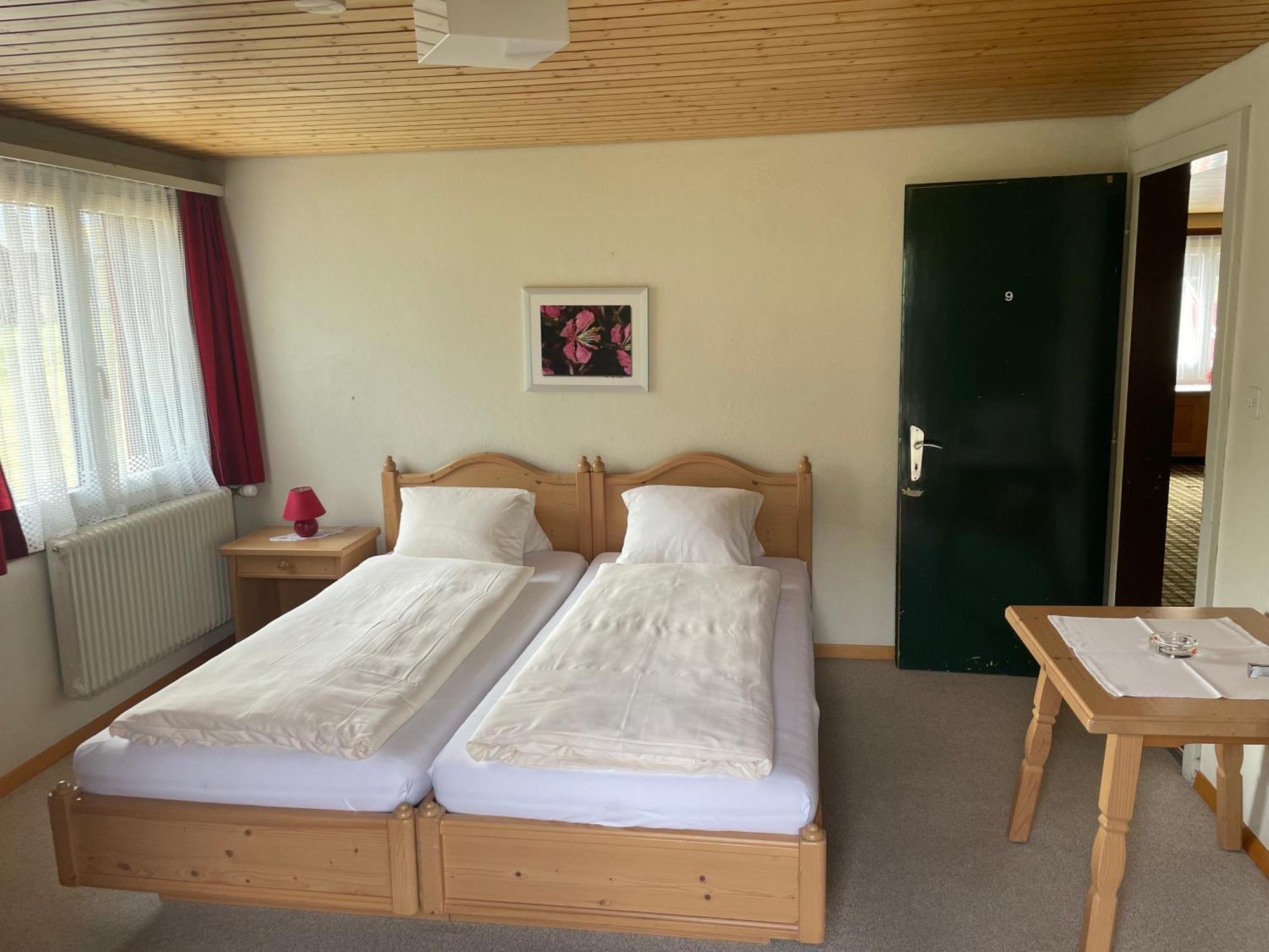 Hotel Restaurant Gommerhof Reckingen 客房 照片